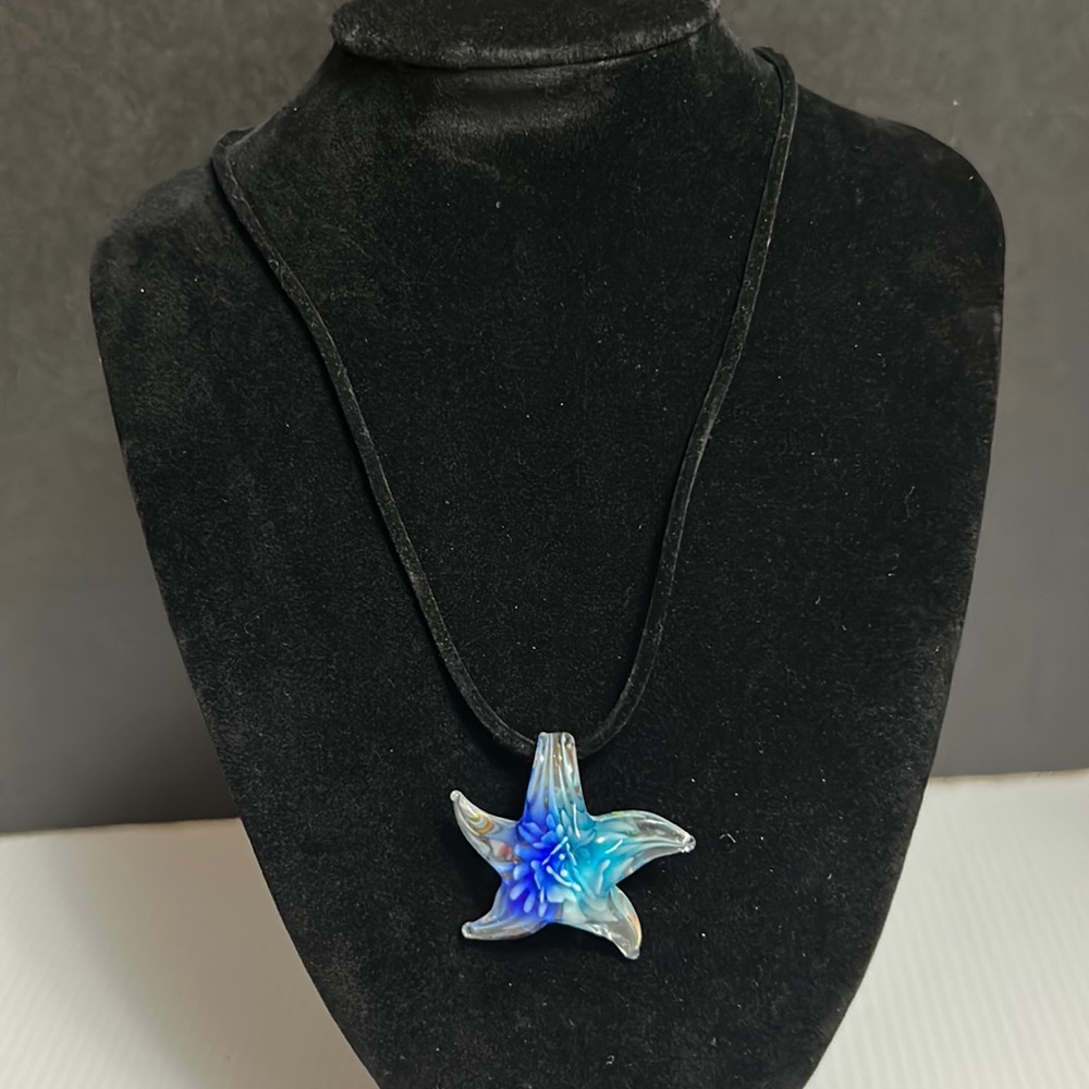 Starfish glass pendant necklace